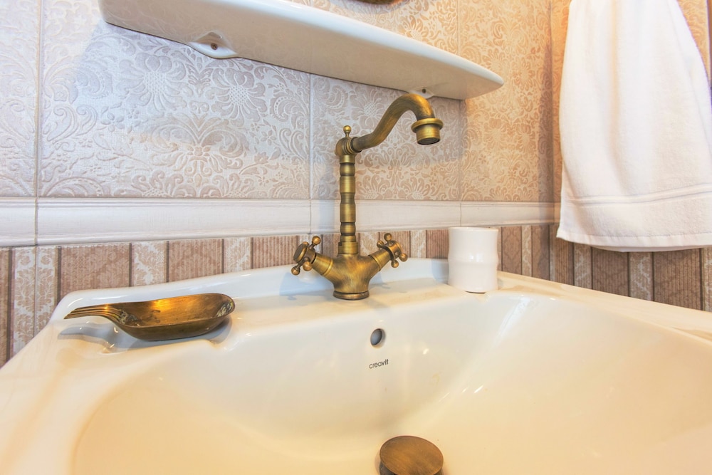 Bloom Boutique Hotel 47/50