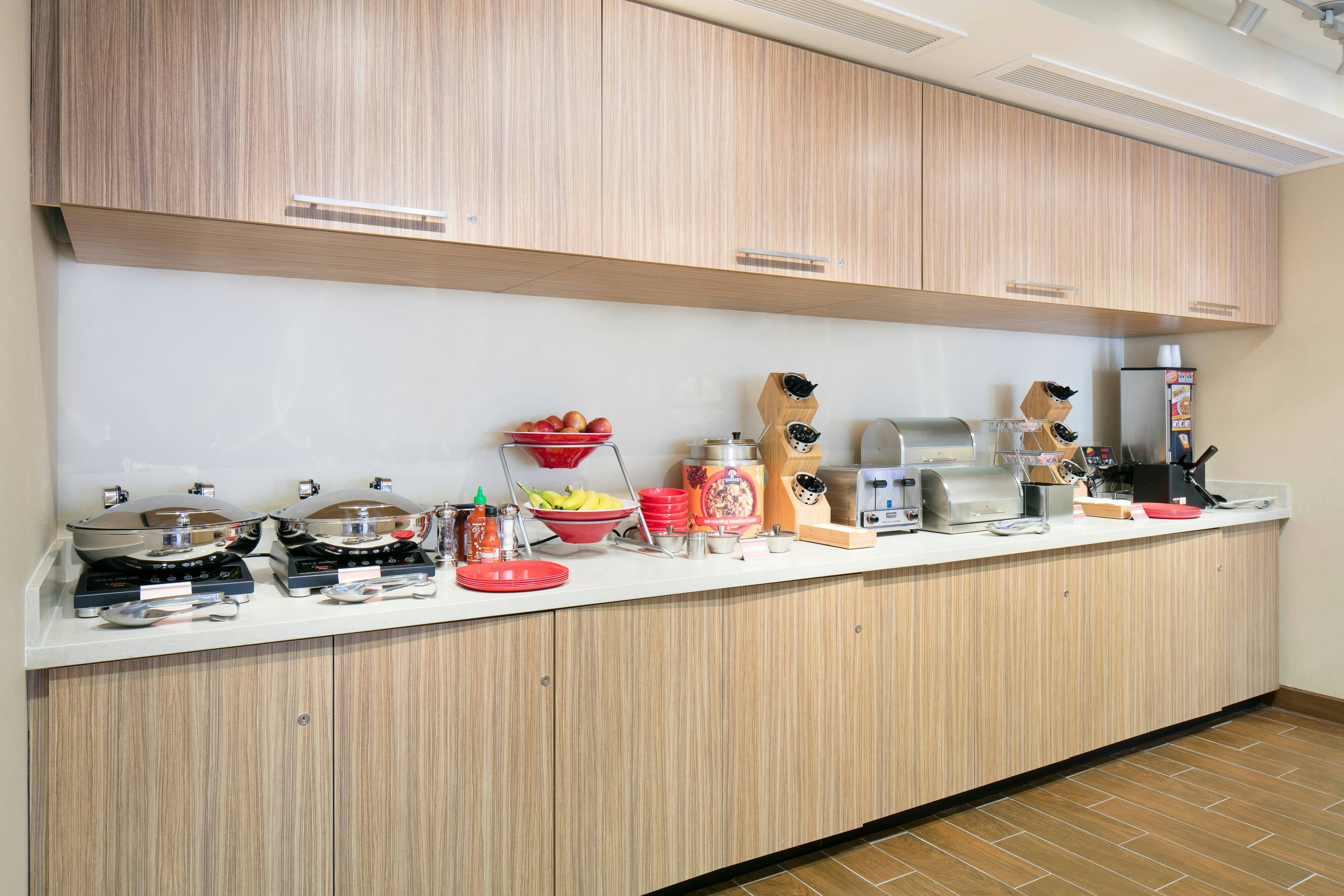 TOWNEPLACE SUITES KANSAS CITY AIRPORT 25/40