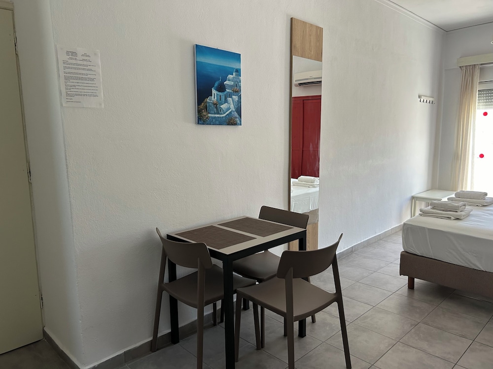 Annoula Studio &amp; Apartments 25/49