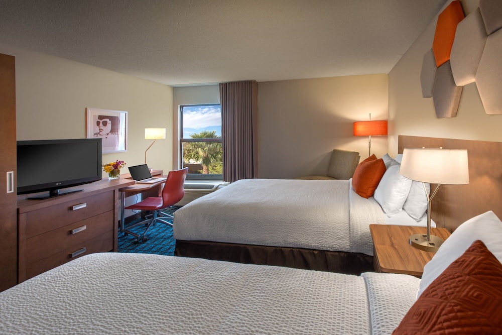 Fairfield Inn Las Vegas Convention Center 7/23
