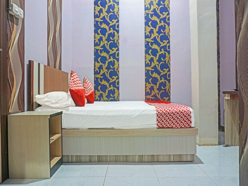 Collection O 91488 Hotel Lingkarsut Jeneponto 9/16