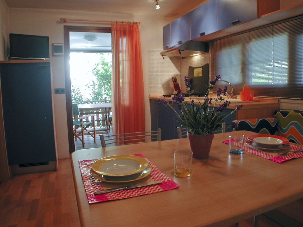 Camping Village Torre Pendente 38/48