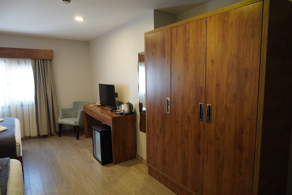 Room 23 Boutique Hotel 25/50