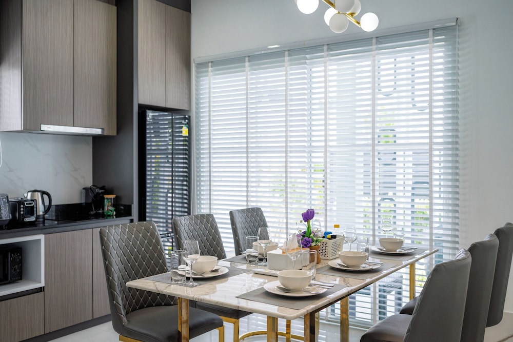Lark Pool Villa Krabi 46/62