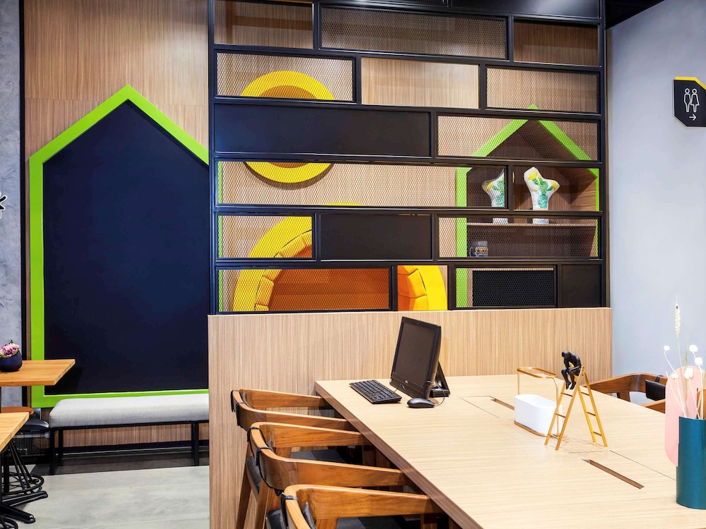 Ibis Styles Bekasi Jatibening 59/72
