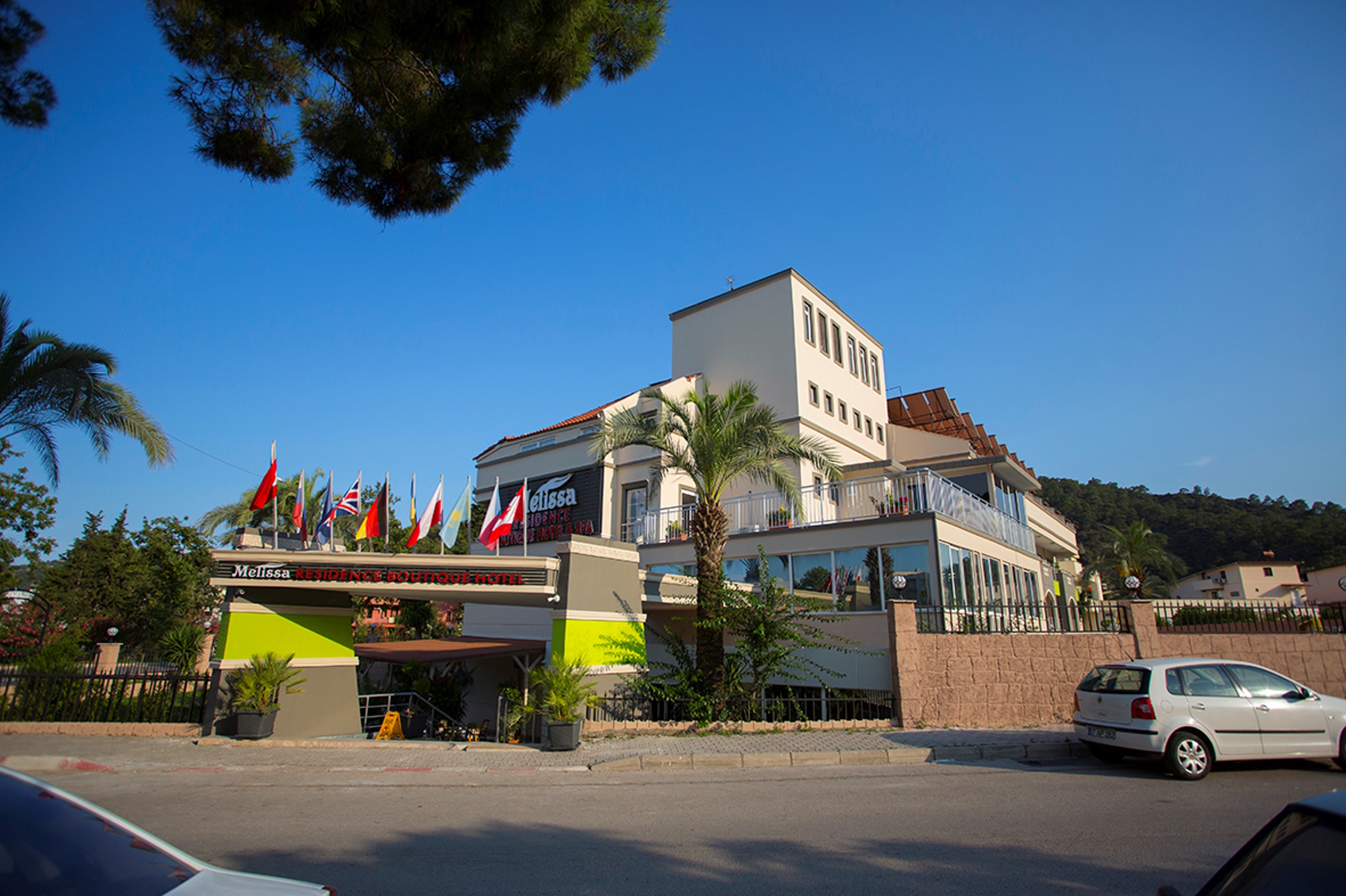 Rich Melissa Hotel (ex Melissa Residence) 30/35