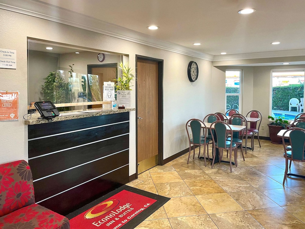 Econo Lodge Inn & Suites Corning Travel Center 7/21