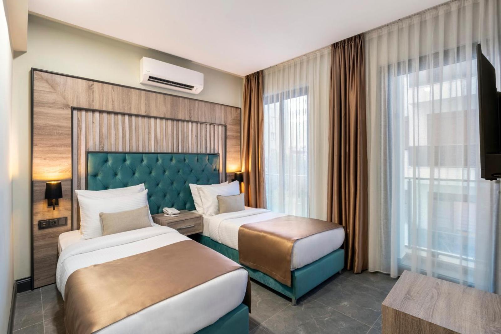 Rodinn Park Hotel 22/55