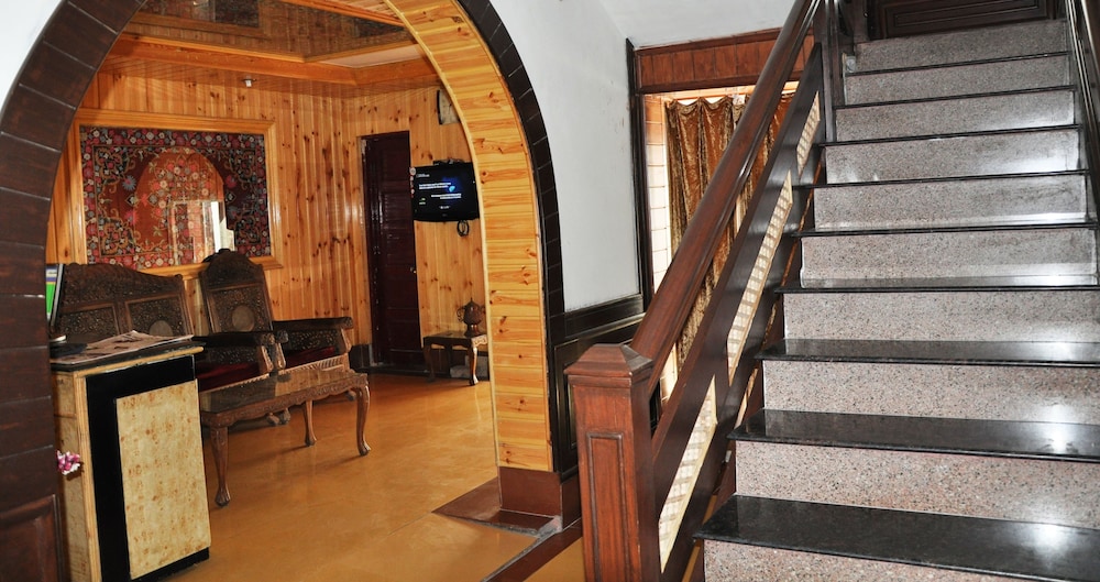Hotel SADAF 24/45