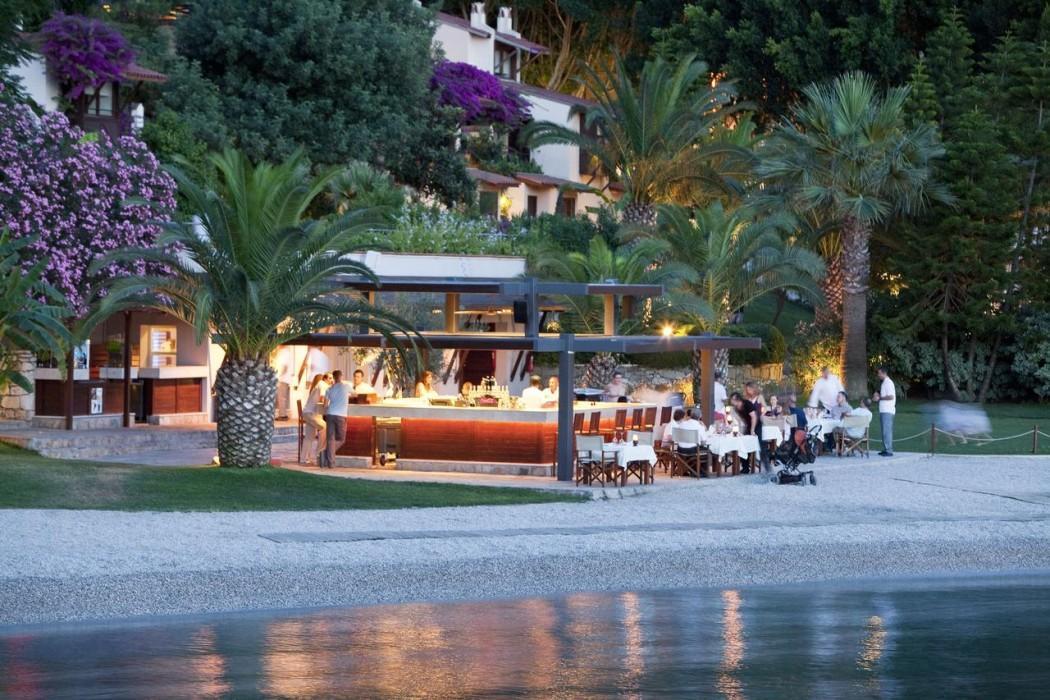 HILLSIDE BEACH CLUB 16/21