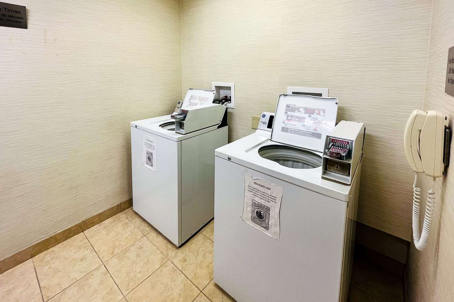 Comfort Inn & Suites Olathe - Kansas City 32/39