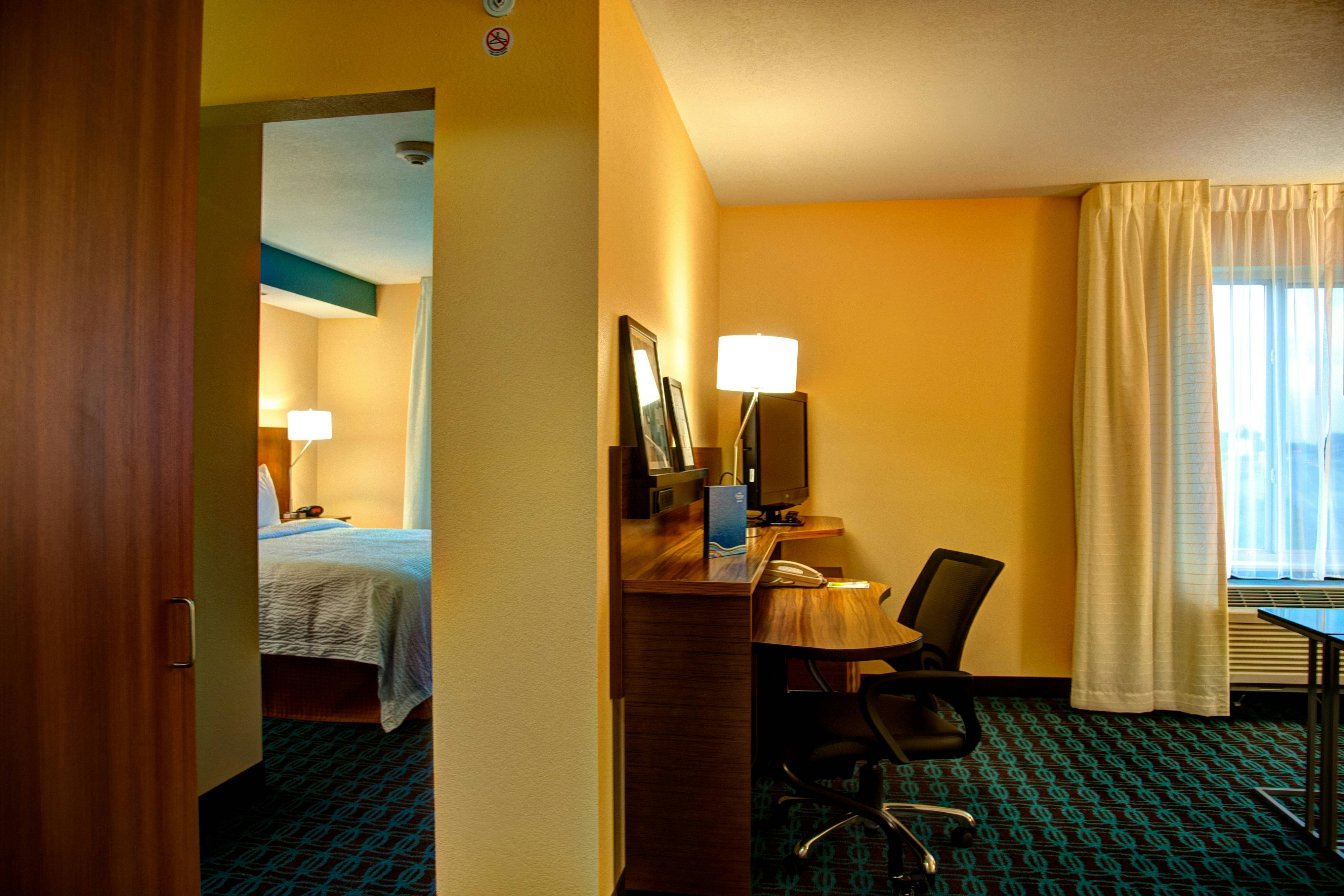 Fairfield Inn Suites By Marriott Montgomery Airport South 32/34
