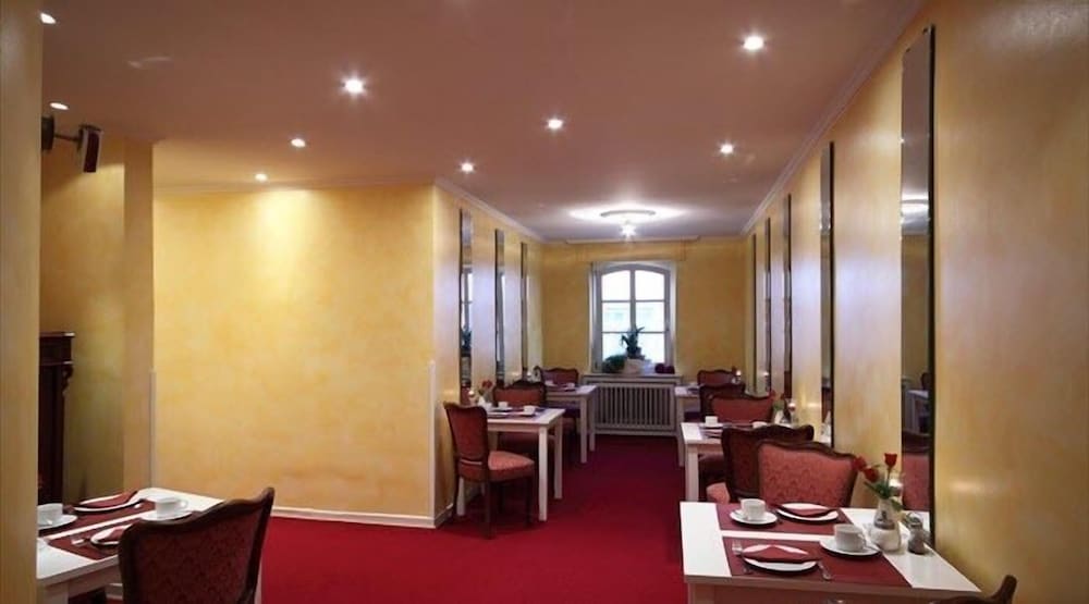 Hotel zum Goldenen Stern 34/50