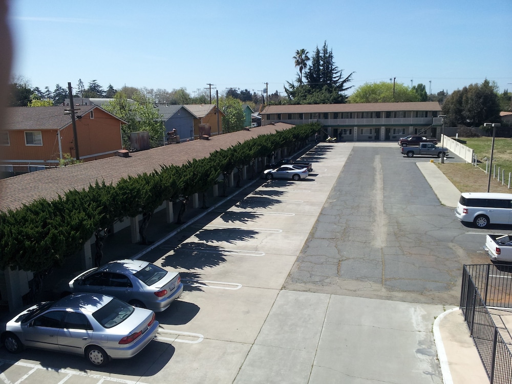 El Rancho Motel 29/39