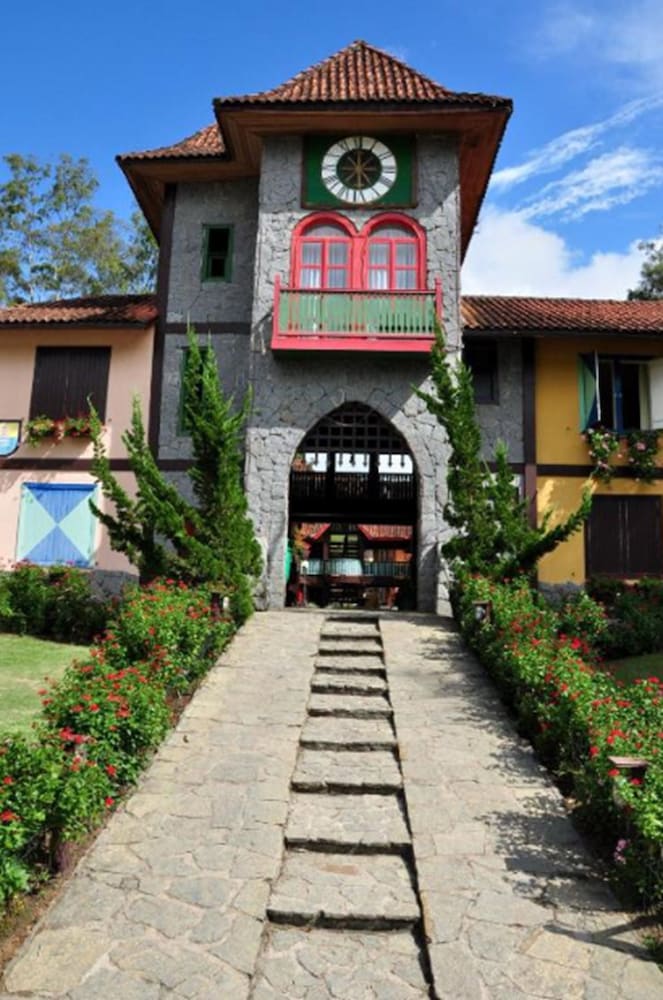 Hotel Village Le Canton 6/68