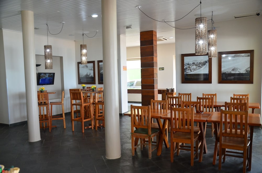 Strand Hotel 47/50