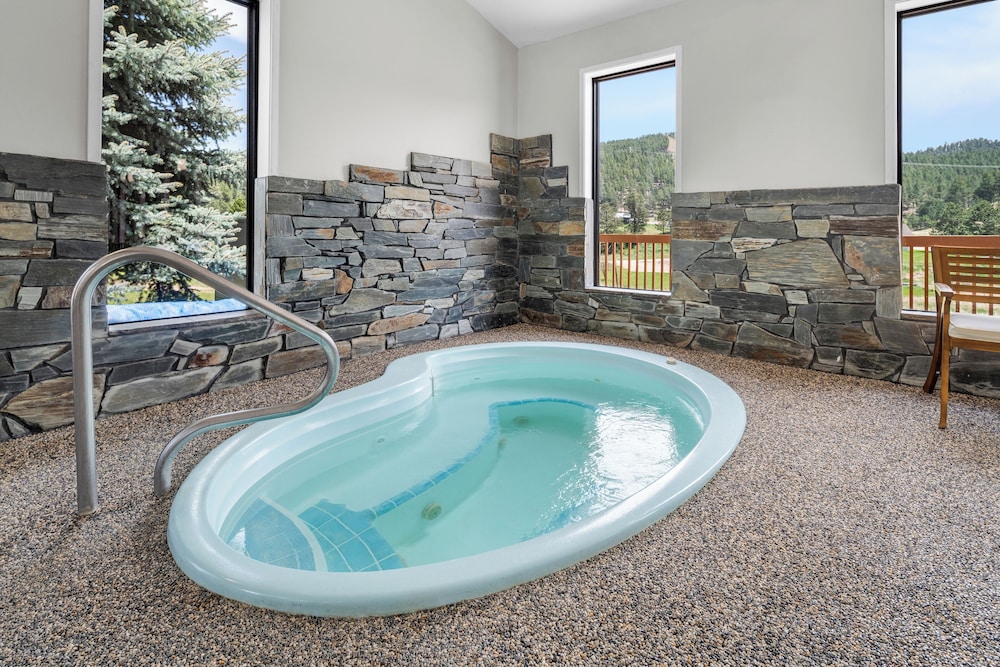 Everspring Inn Suites Hill City 35/61