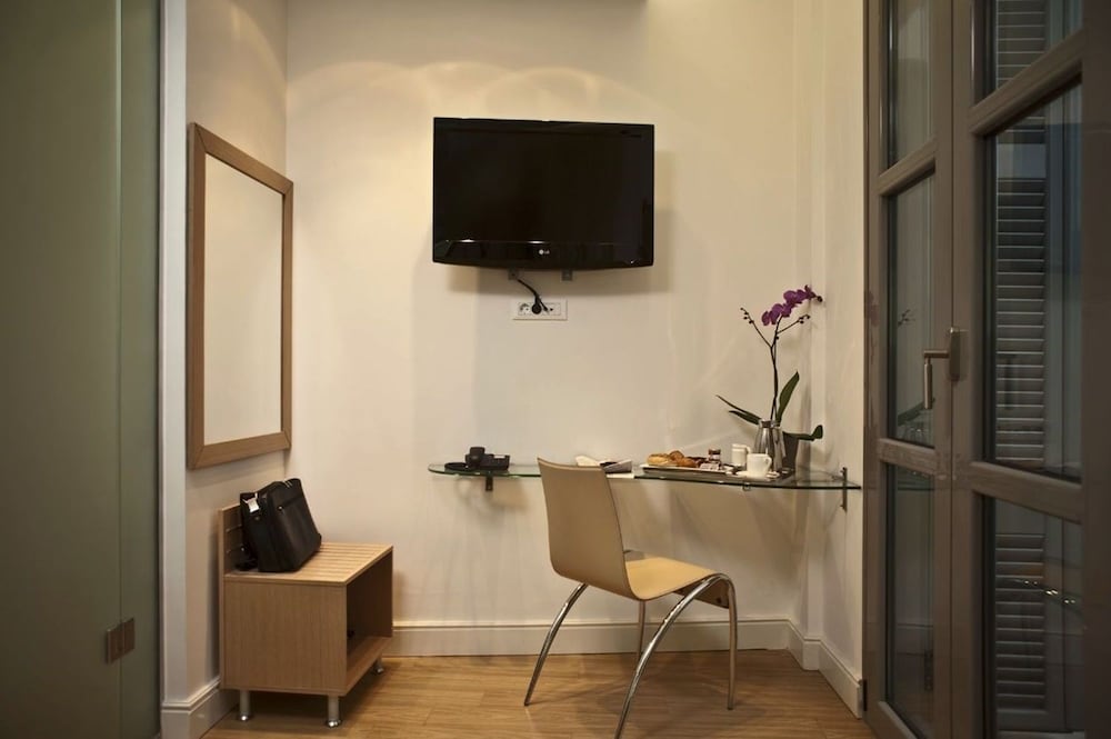 Chic Hotel 42/45