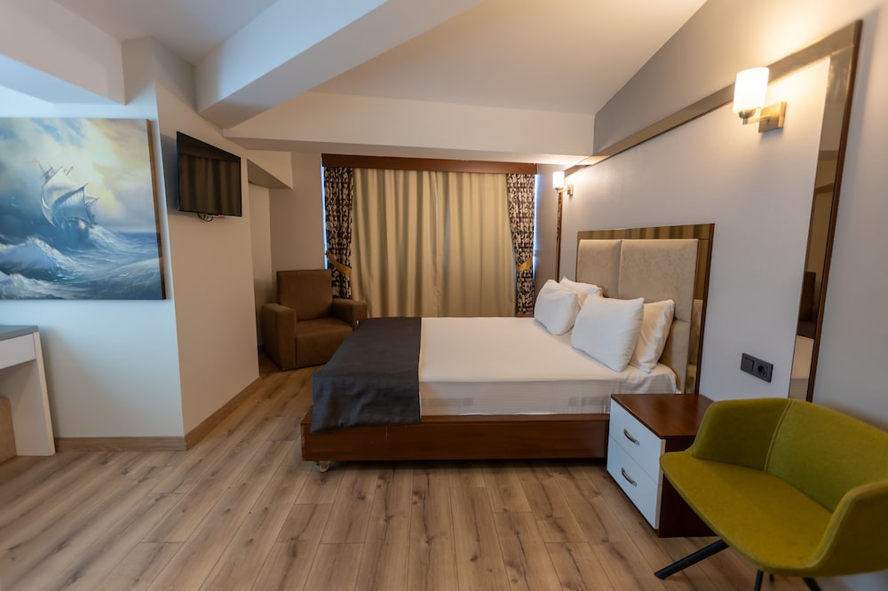 Asia Business Suites 24/50