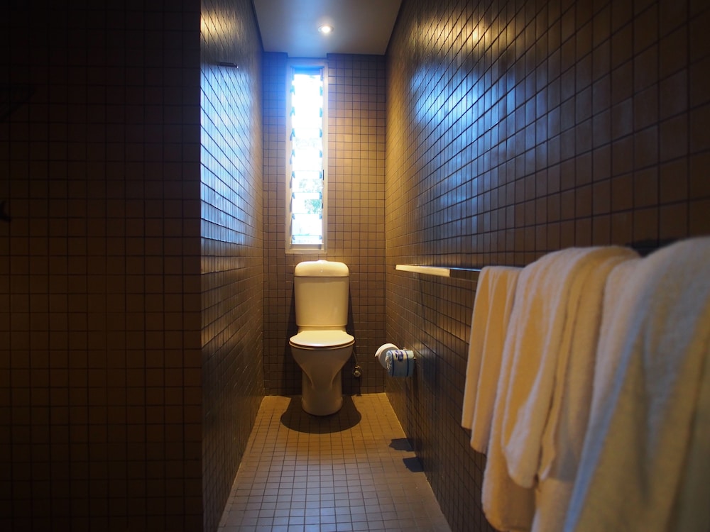 KIRKETON HOTEL SYDNEY 24/36
