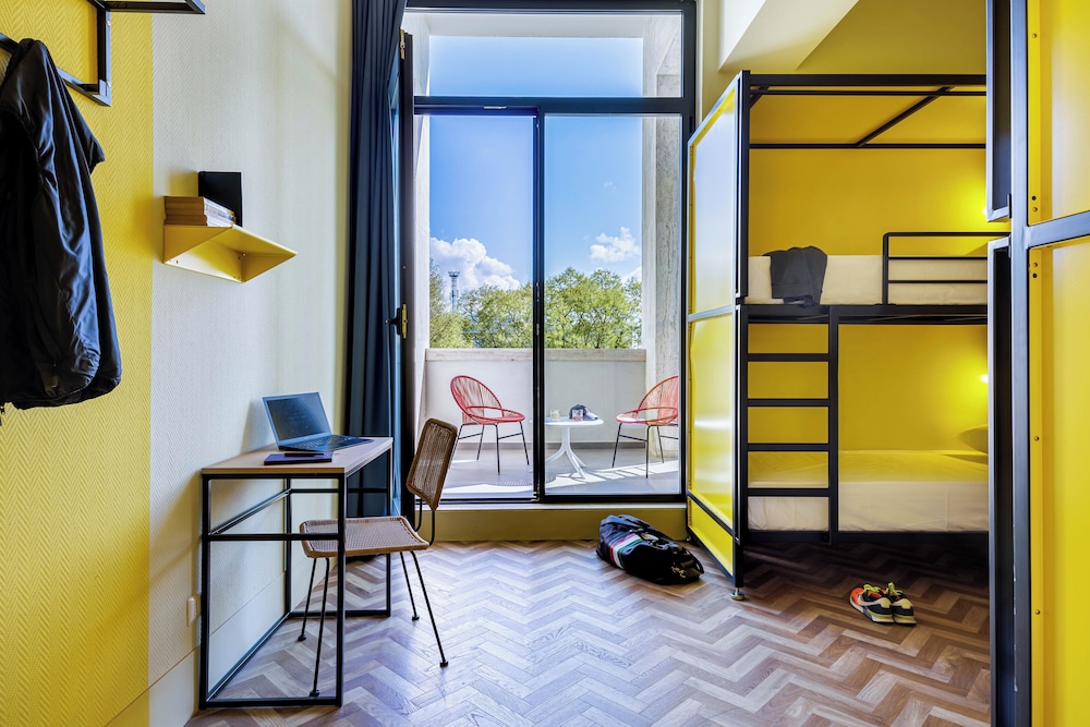 YellowSquare Florence 23/42