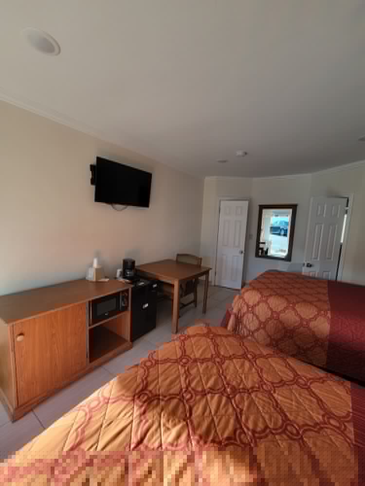 Townhouse Motel 26/57