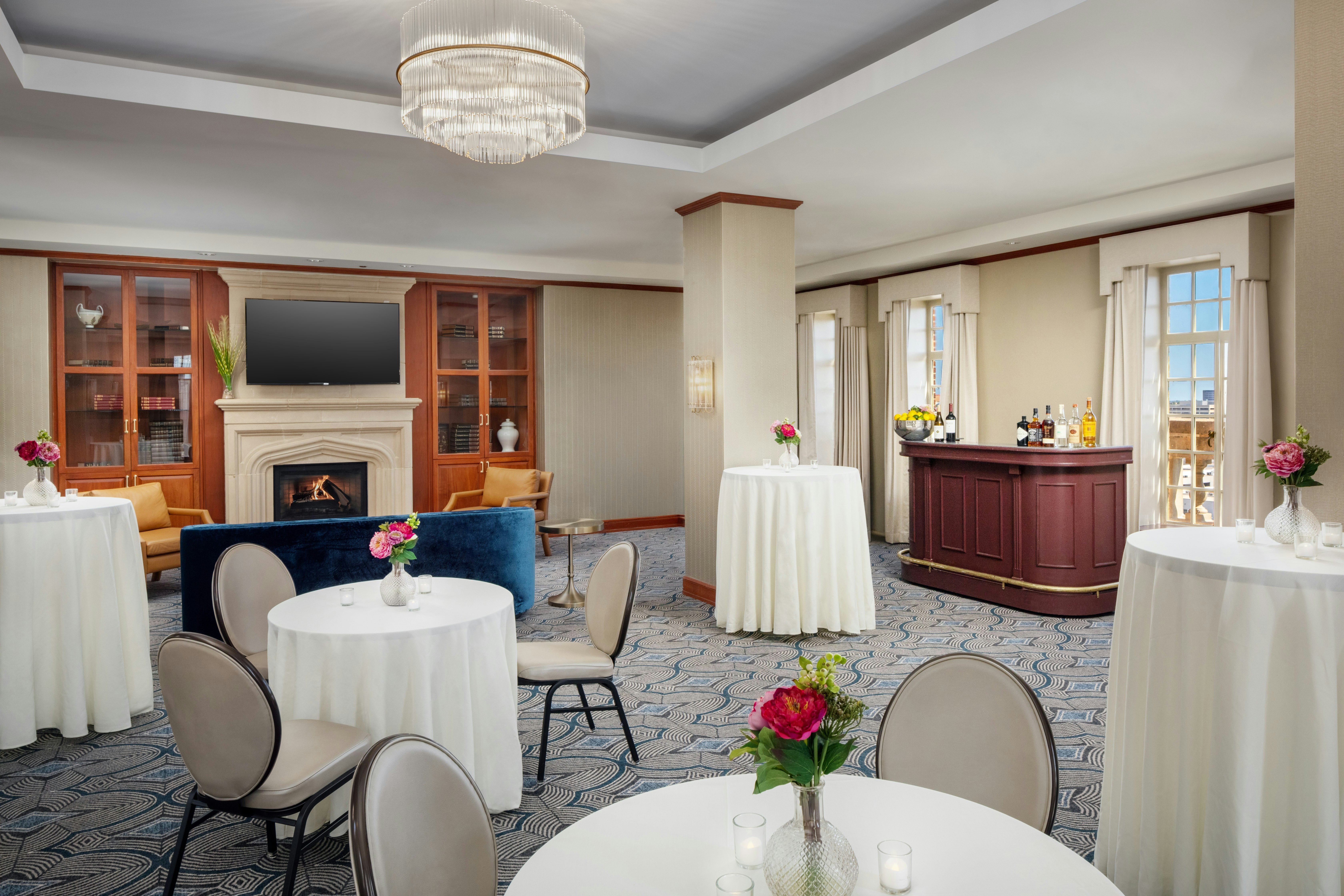 THE SKIRVIN HILTON OKLAHOMA CITY 44/65