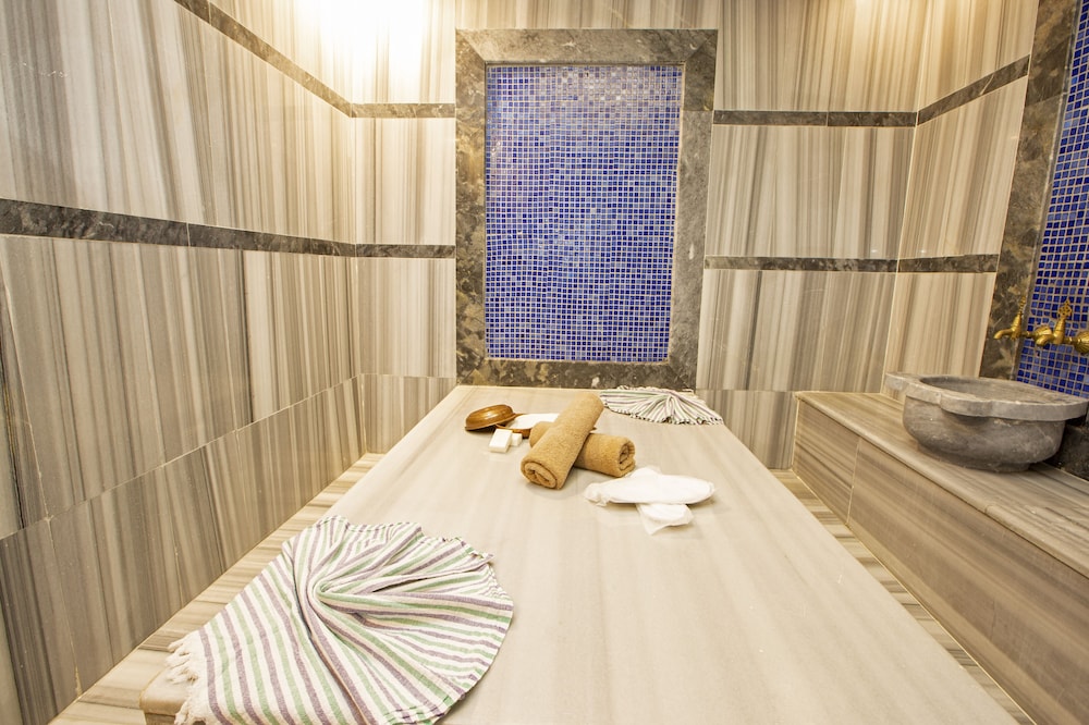 Alemeyn The Taksim Leons Hotel Cafe & Spa 14/28