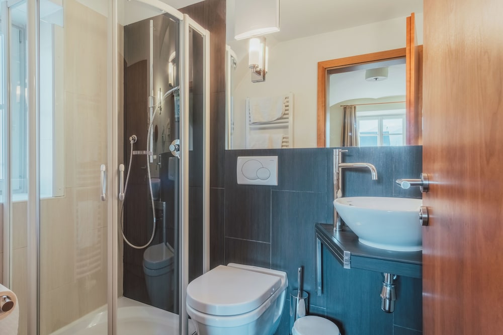 Hotel Traube 44/45