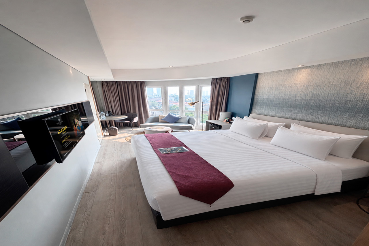 Brits Hotel Puri Indah 10/40