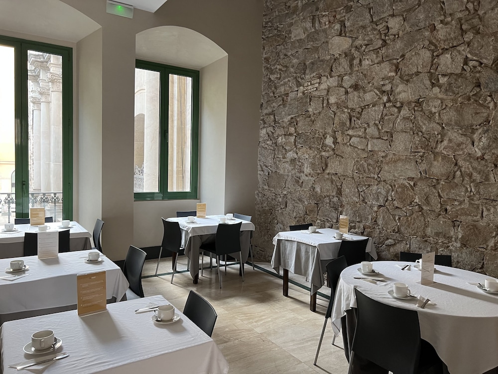 Sant Agusti Hotel 35/50