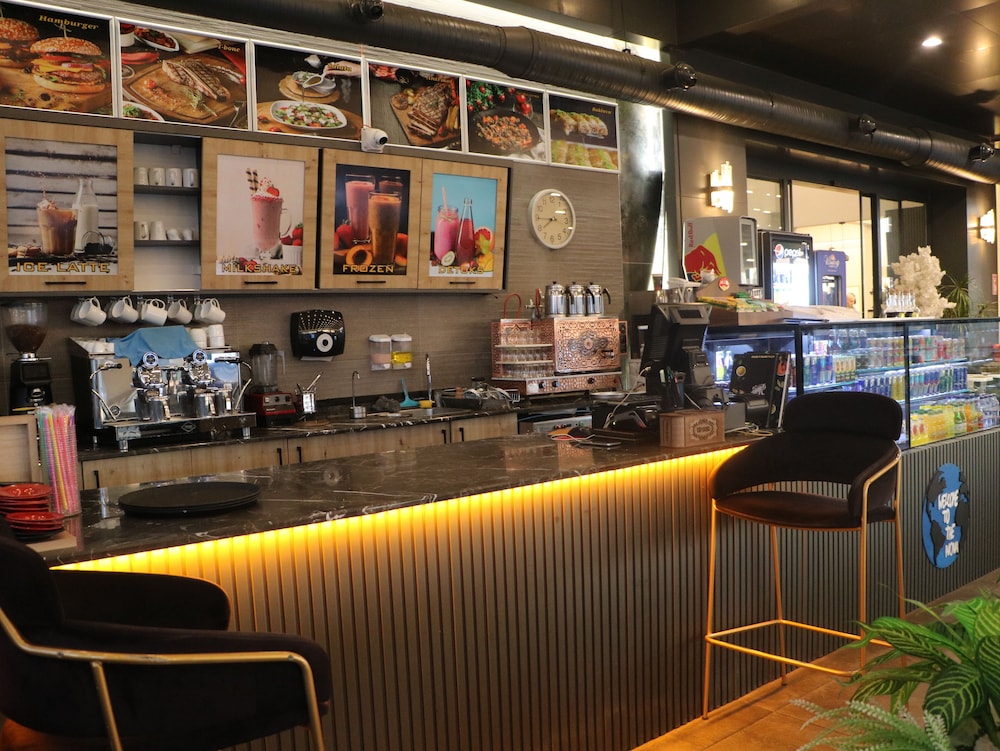 Isnova Hotel 27/32
