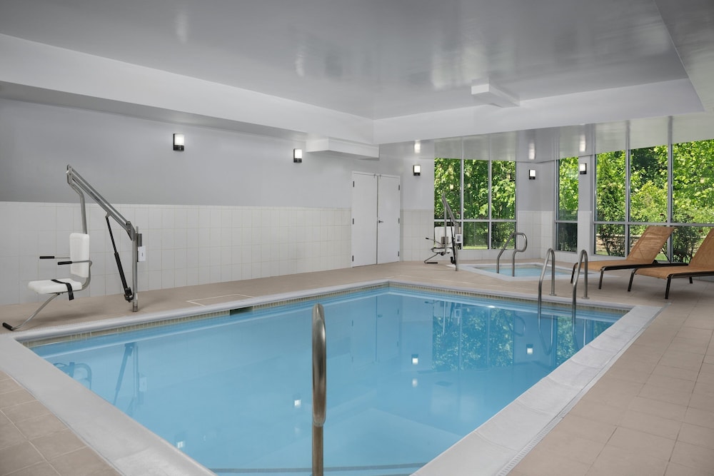 Courtyard Philadelphia Bensalem 27/56