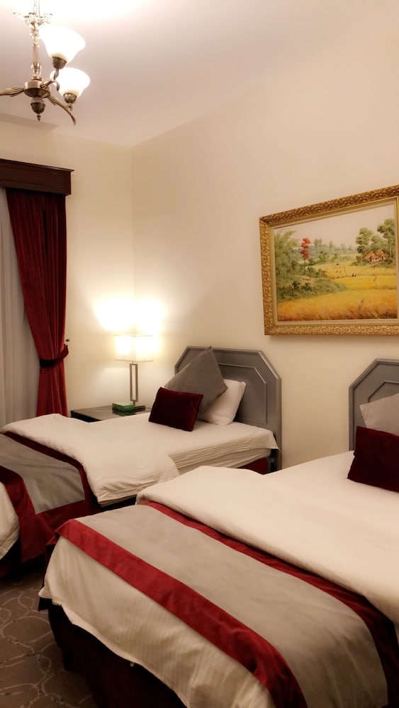 ثلاثة وستون أجنحة فندقية(Sixty Three Hotel) 16/50