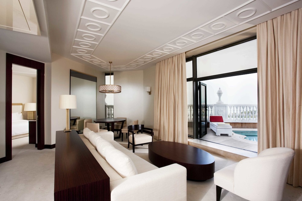 SHERATON BATUMI HOTEL 41/63