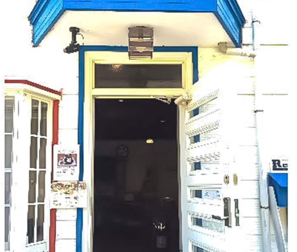 Guest House Shirahama R Cafe – Caters To Women 2/35