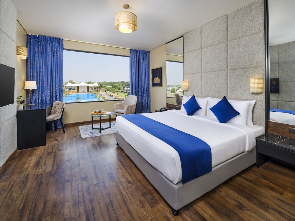 Essentia Luxury Hotel Indore 30/68