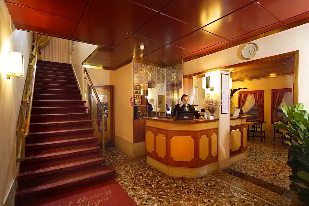 Hotel Gorizia A La Valigia 4/43