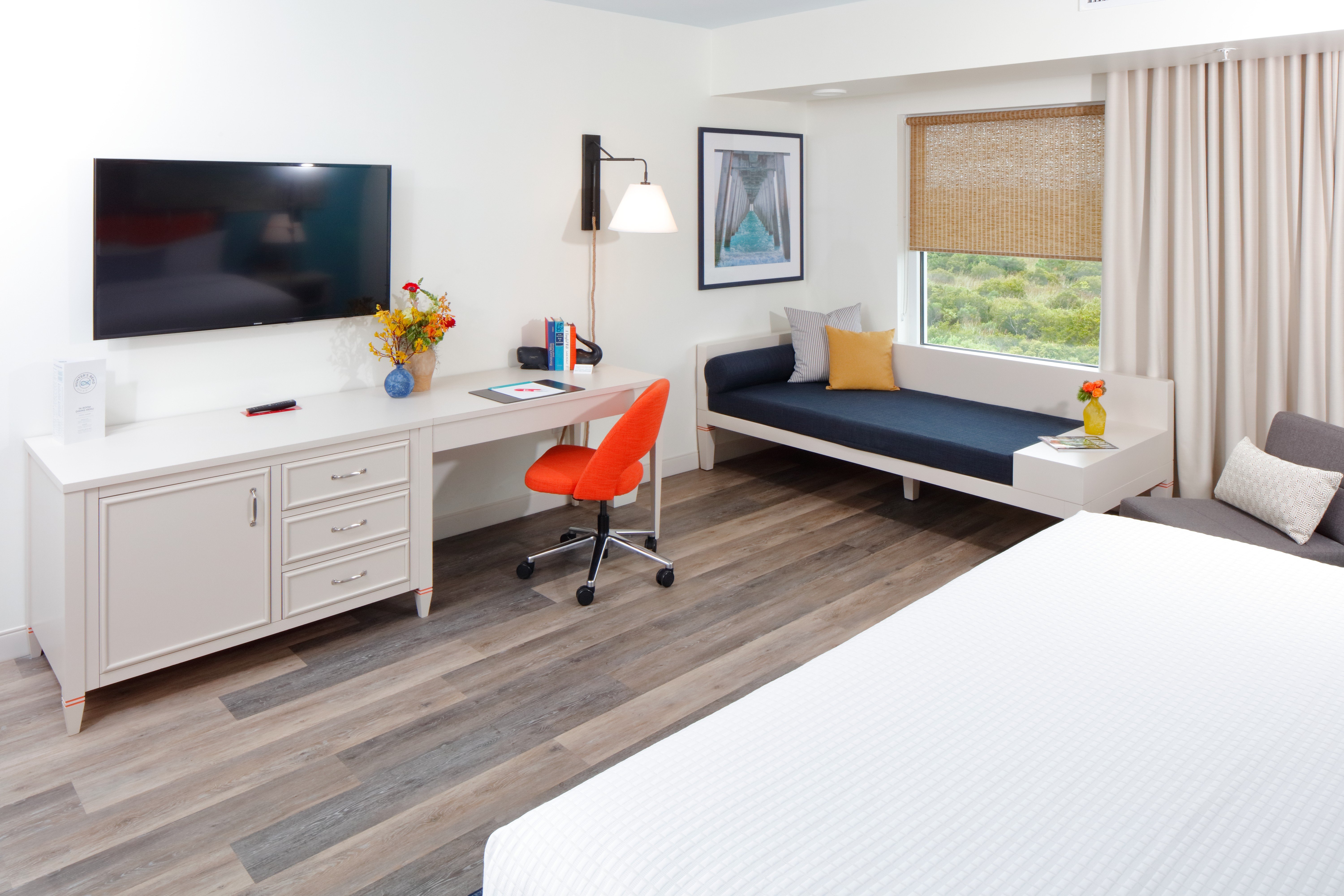 Hotel Indigo Orange Beach Gulf Shores 67/82