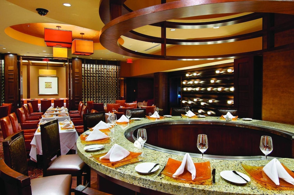 Harrah's Joliet - A Caesars Rewards Destination 55/70