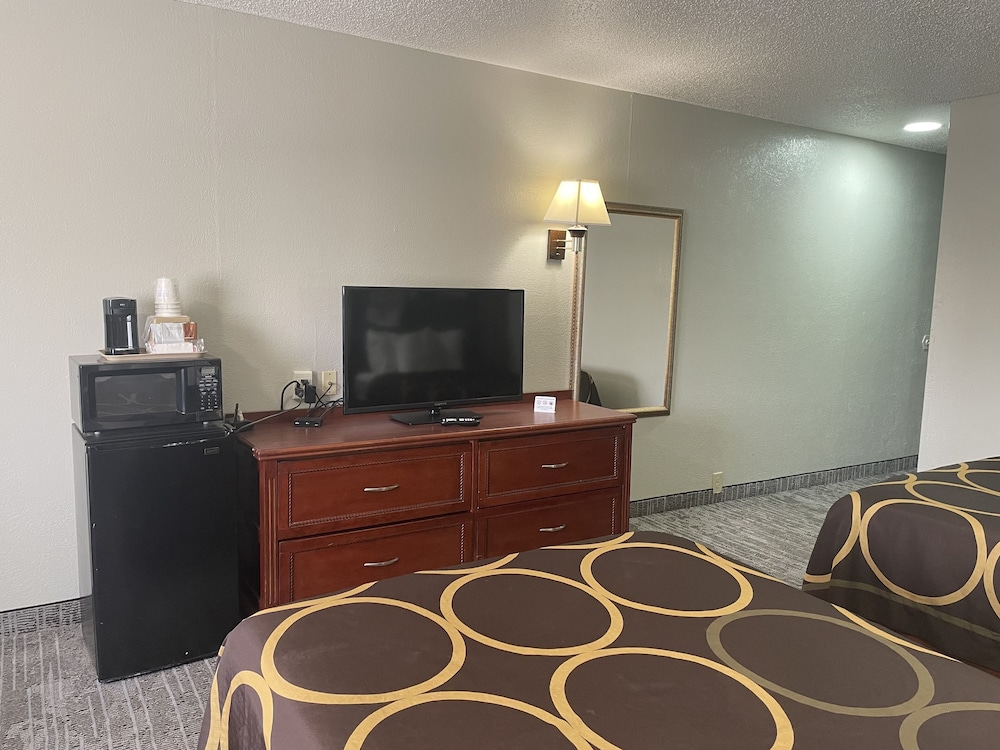 Super 8 By Wyndham Amarillo Central Tx 7/57