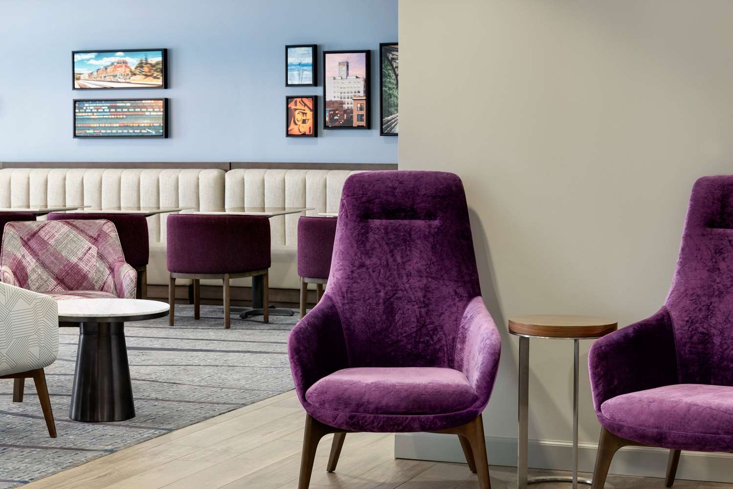 La Quinta Inn Suites Springfield Airport Plaza 47/61