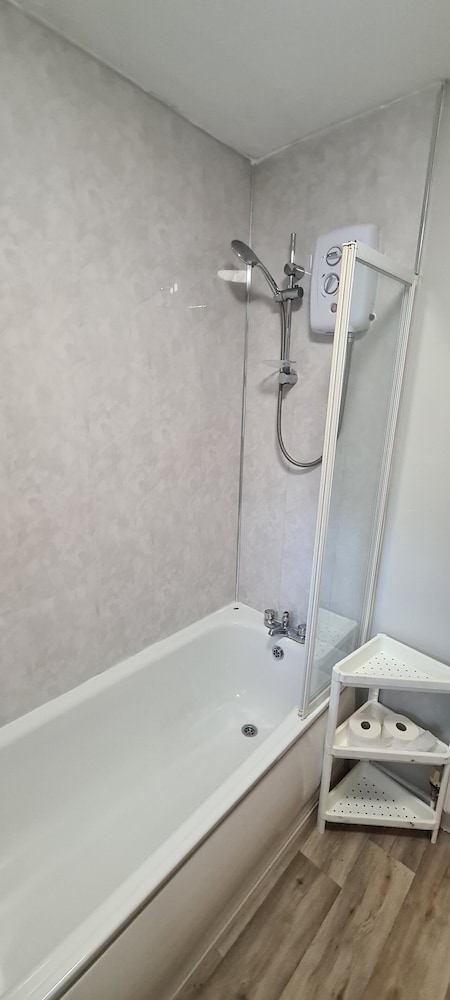 Castleton Gardens Apartments Belfast 33/34