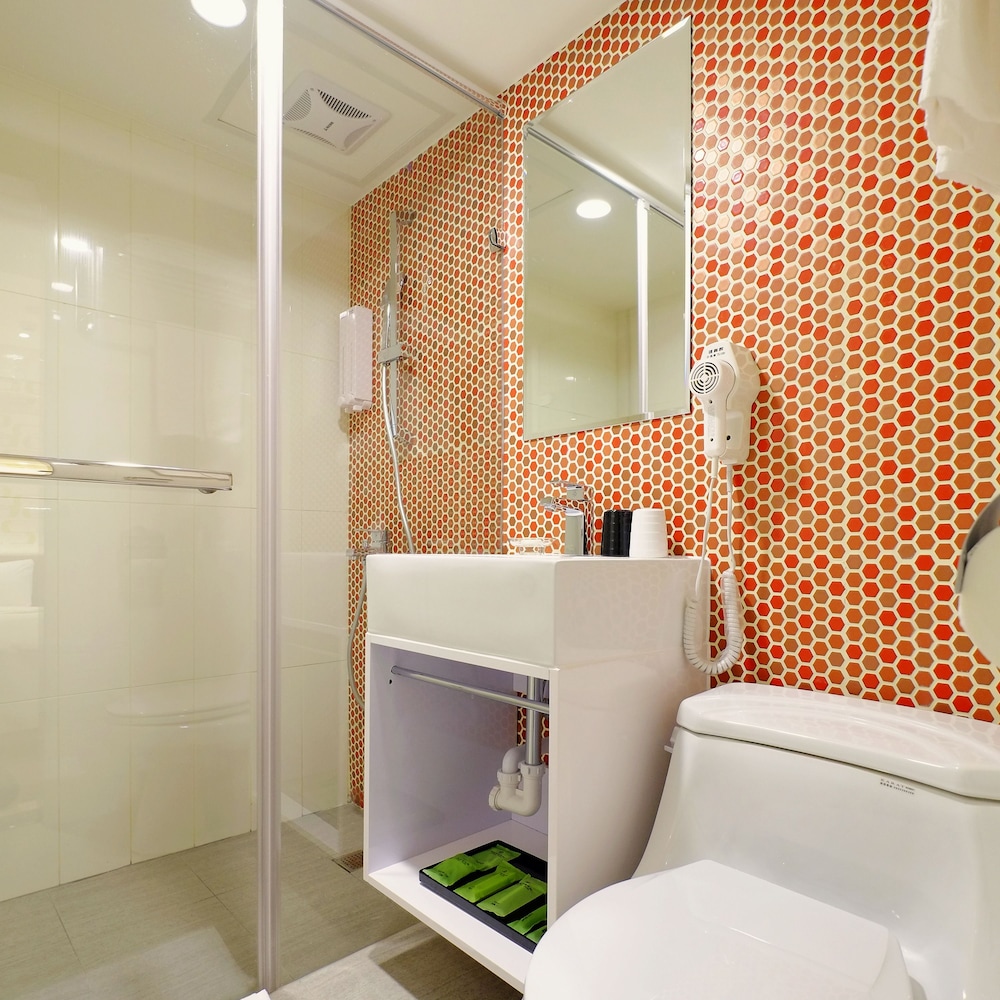 Hotel Puri Taipei Station Branch 45/50