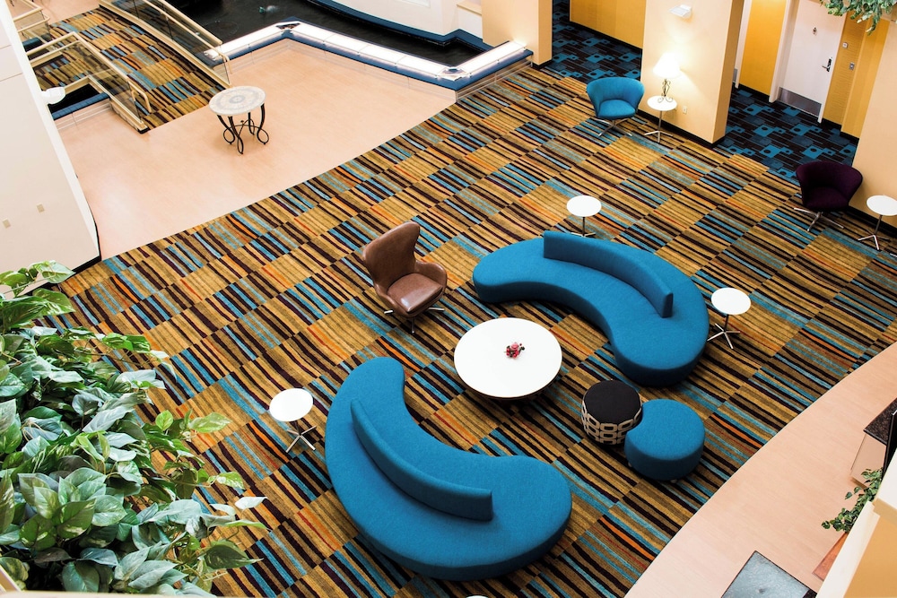 Fairfield Inn Suites By Marriott Oakland Hayward 32/48