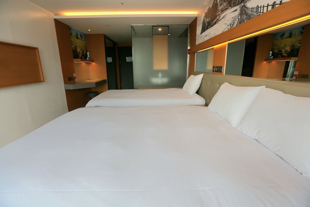 Asia Hotel Jeju 32/53