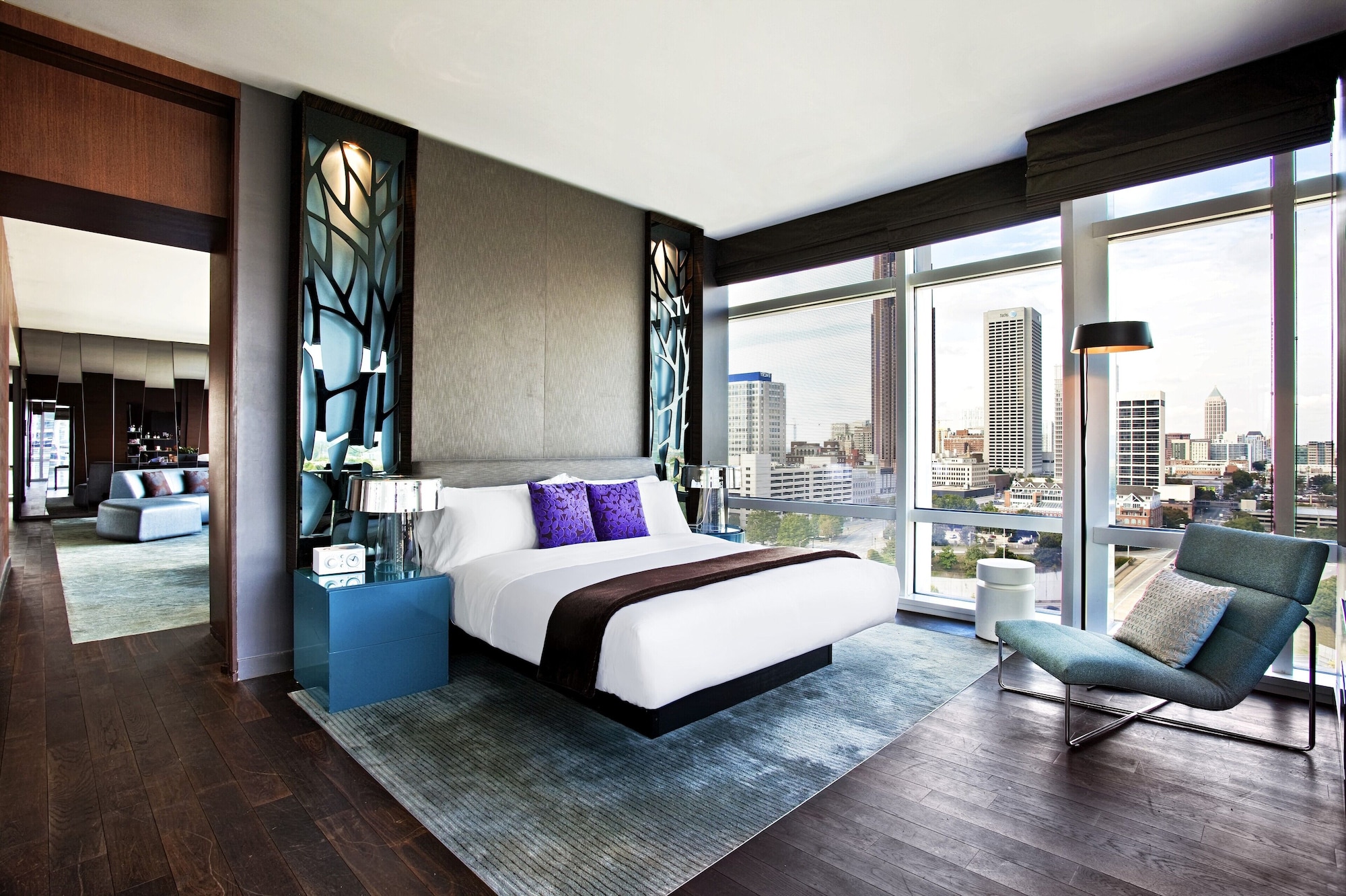 Vice President, Wow, Suite, King Bed