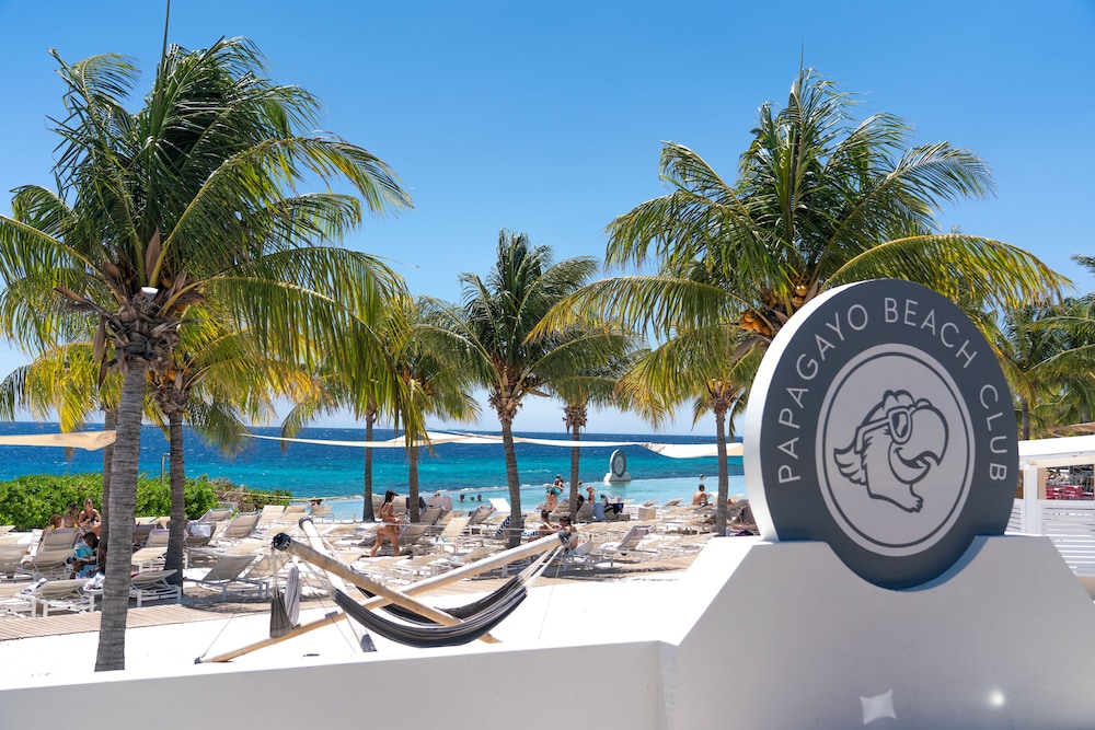 Papagayo Beach Hotel 14/76