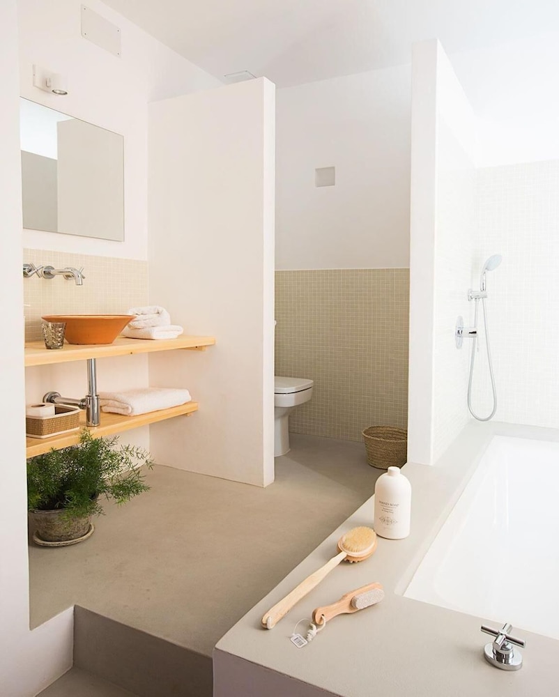 Home Hotel Menorca 48/50