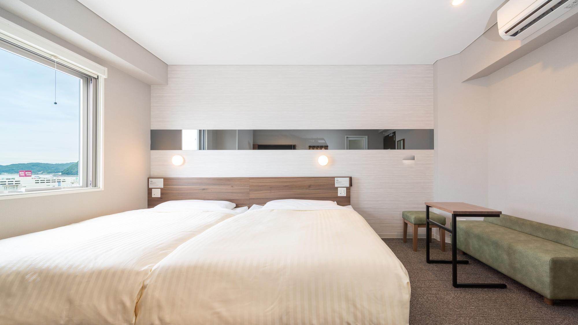 Hollywood, Standard, Twin Beds, Ocean View